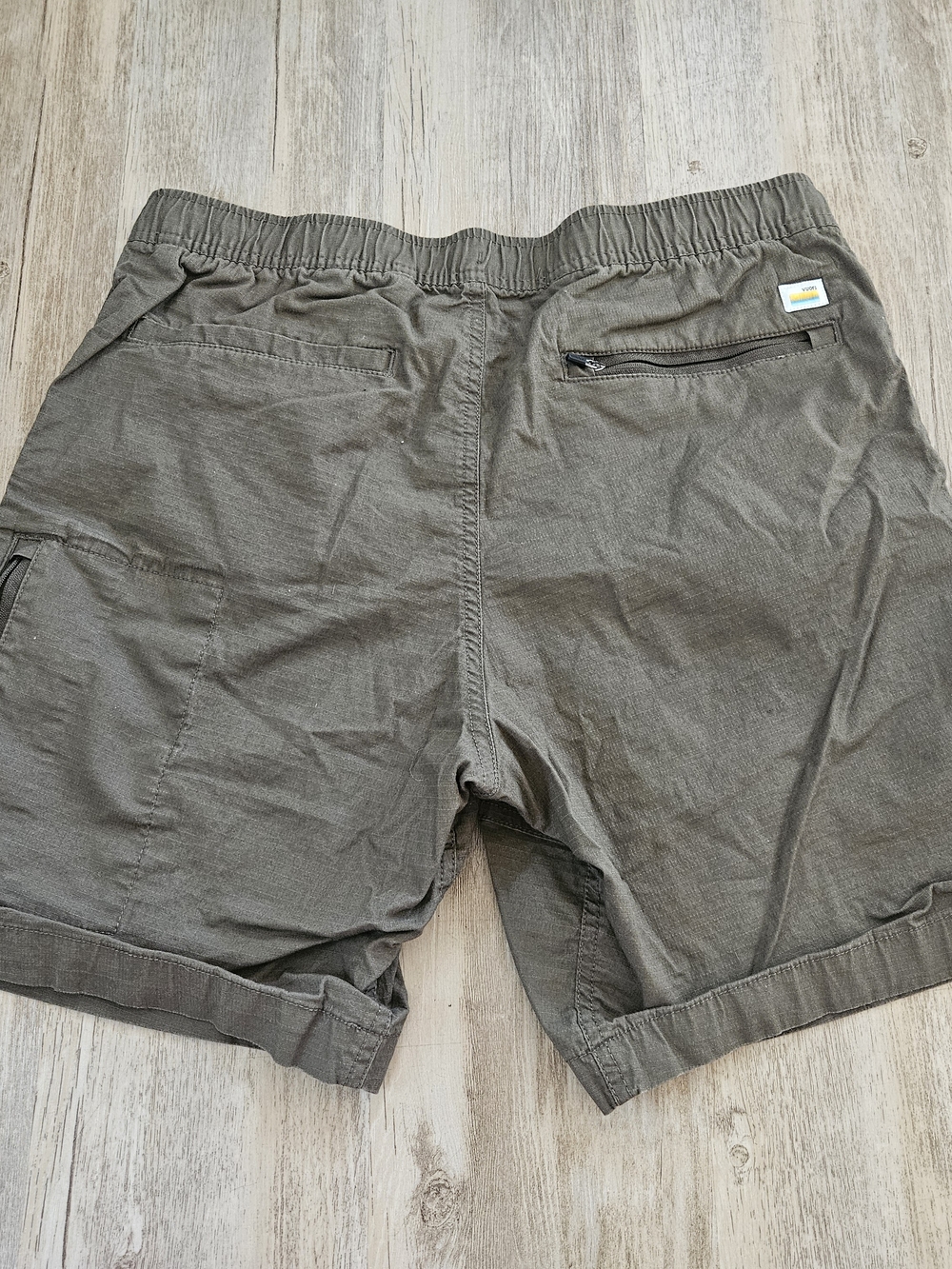 Vuori Men's Olive Green Ripstop Drawstring Active Performance Shorts Medium - Picture 5 of 6